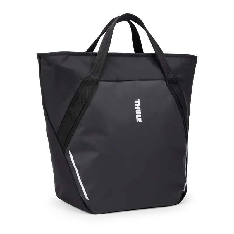 Thule Chasm tote with InLock 25L black