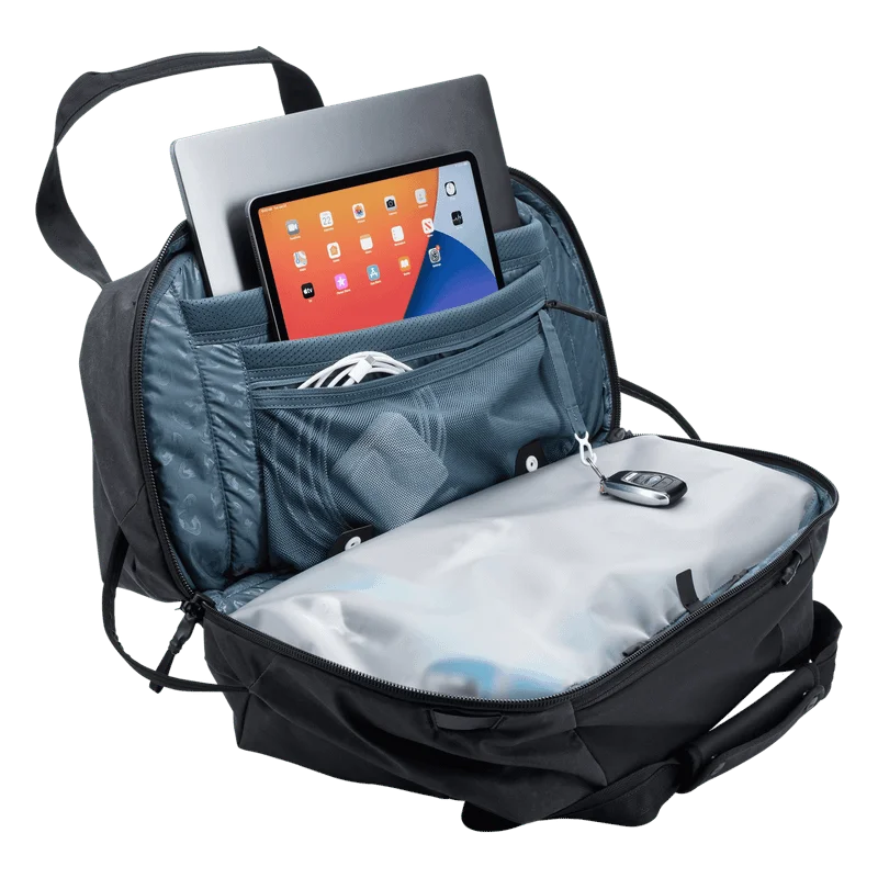 Thule Aion duffel bag 35L black