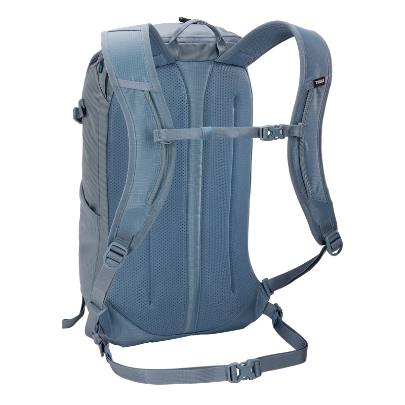 Thule AllTrail 18L daypack with rain cover Pond gray