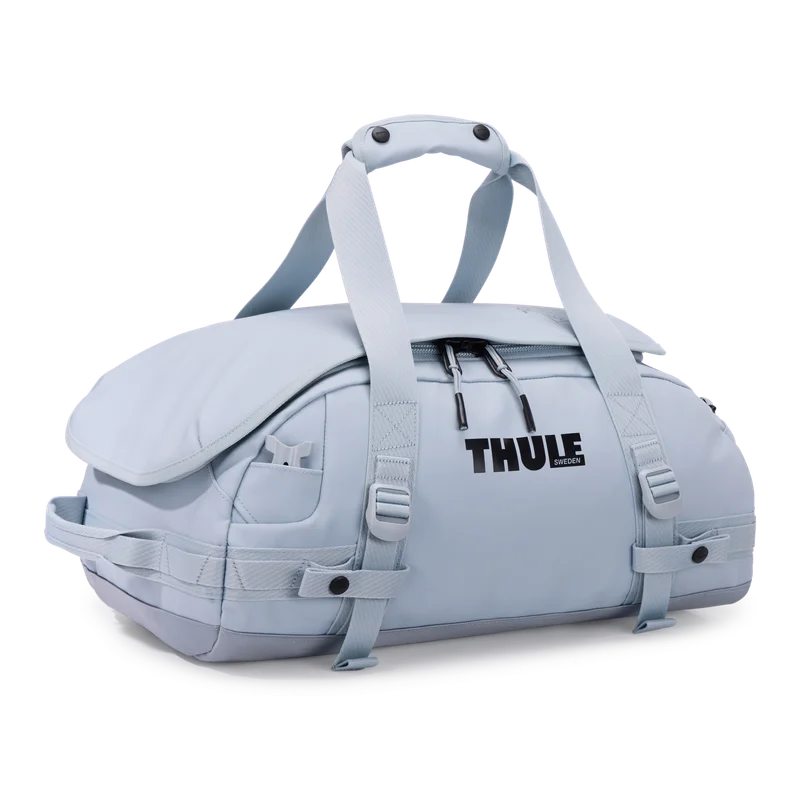 Thule Chasm 30L duffel bag soft blue
