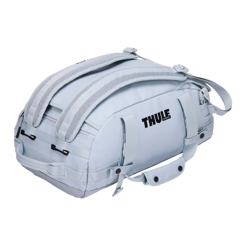 Thule Chasm 30L duffel bag soft blue