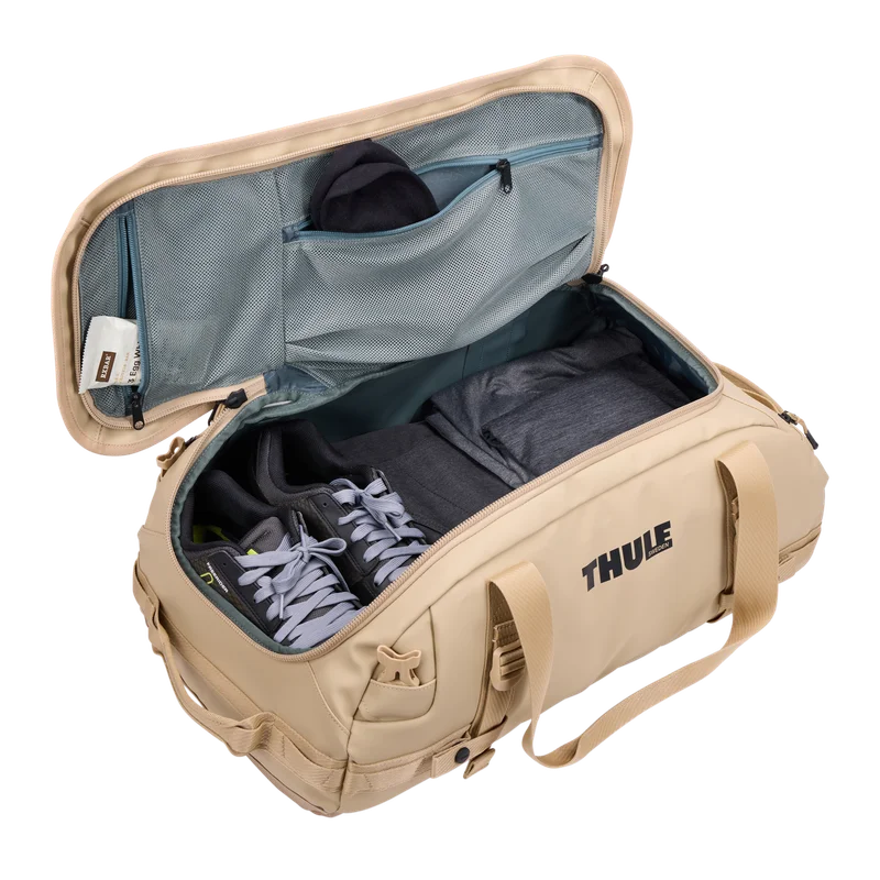Thule Chasm 40L duffel bag gentle beige