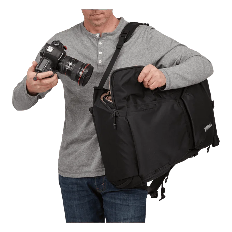 Thule Covert camera backpack DSLR 32L black