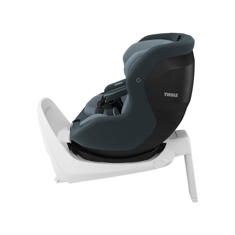 Thule Elm toddler car seat darkest blue