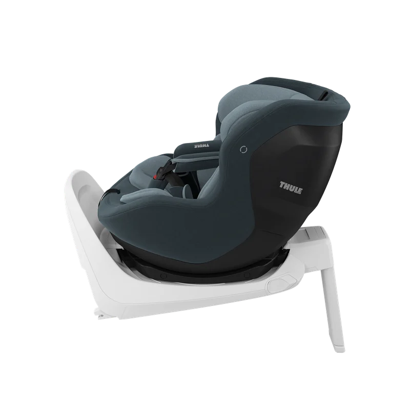 Thule Elm toddler car seat darkest blue