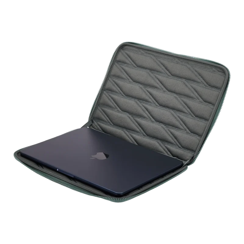 Thule Gauntlet MacBook® Pro sleeve 14" hazy green