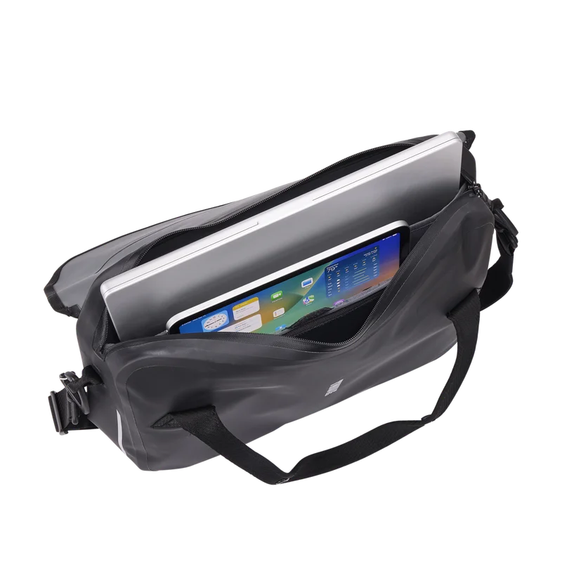 Thule Shield attache with InLock 16" black
