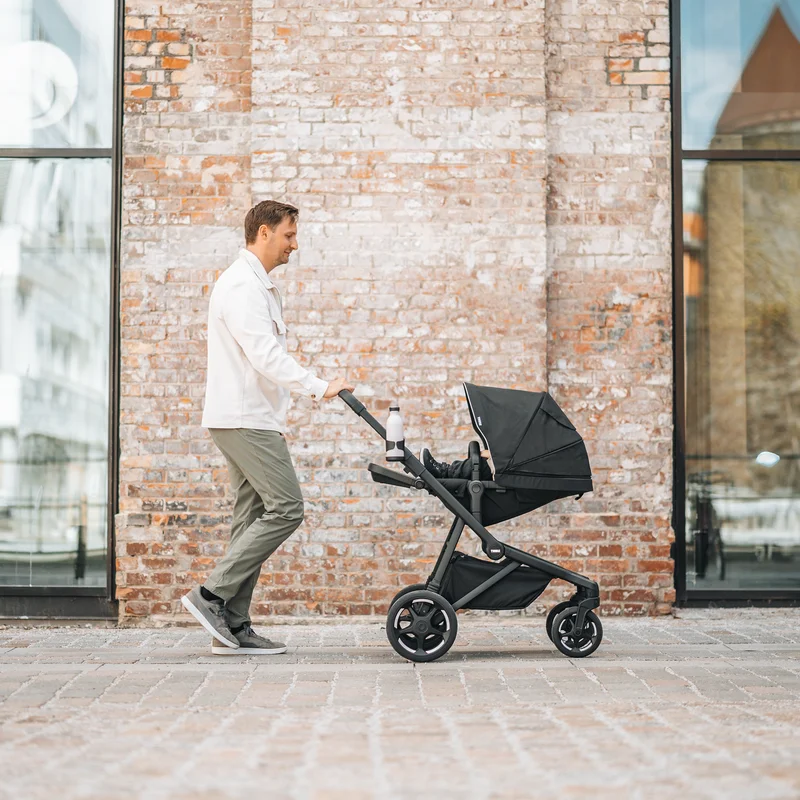 Thule Sleek 2 bundle lifestyle image
